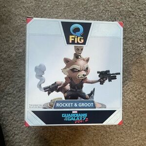 Q-Fig Rocket & Groot Figure